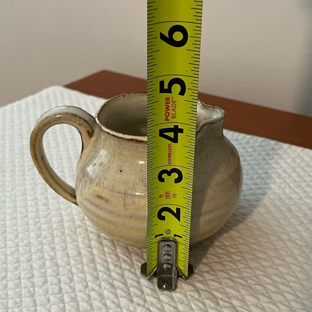 Vintage Hand Thrown Pottery Signed Pitcher Creamer Vase - Picture 6 of 10